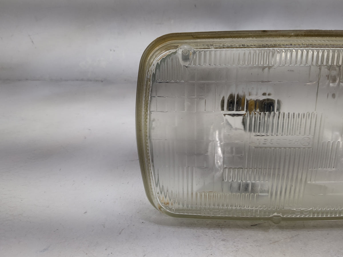 1995-2005 Chevrolet Astro Passenger Right Oem Head Light Headlight Lamp 1237198 - Oemusedautoparts1.com