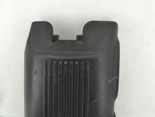 2002 Chevrolet Avalanche 1500 Engine Cover Black