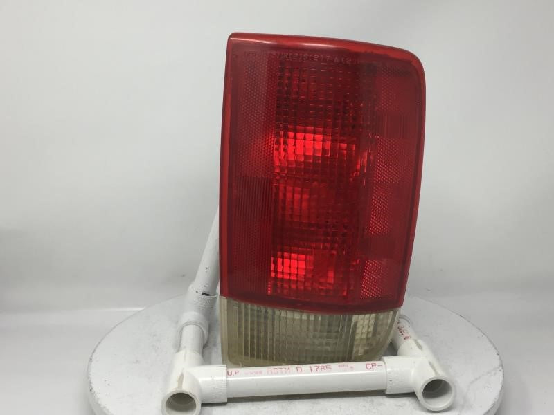 1995-2005 Chevrolet Blazer Tail Light Assembly Passenger Right OEM Fits OEM Used Auto Parts - Oemusedautoparts1.com