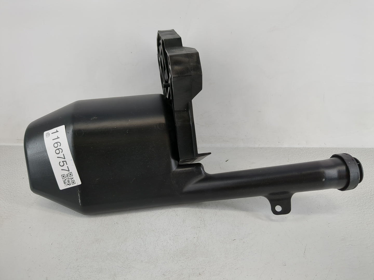 Chevrolet Camaro Windshield Washer Fluid Reservoir Bottle Oem - Oemusedautoparts1.com