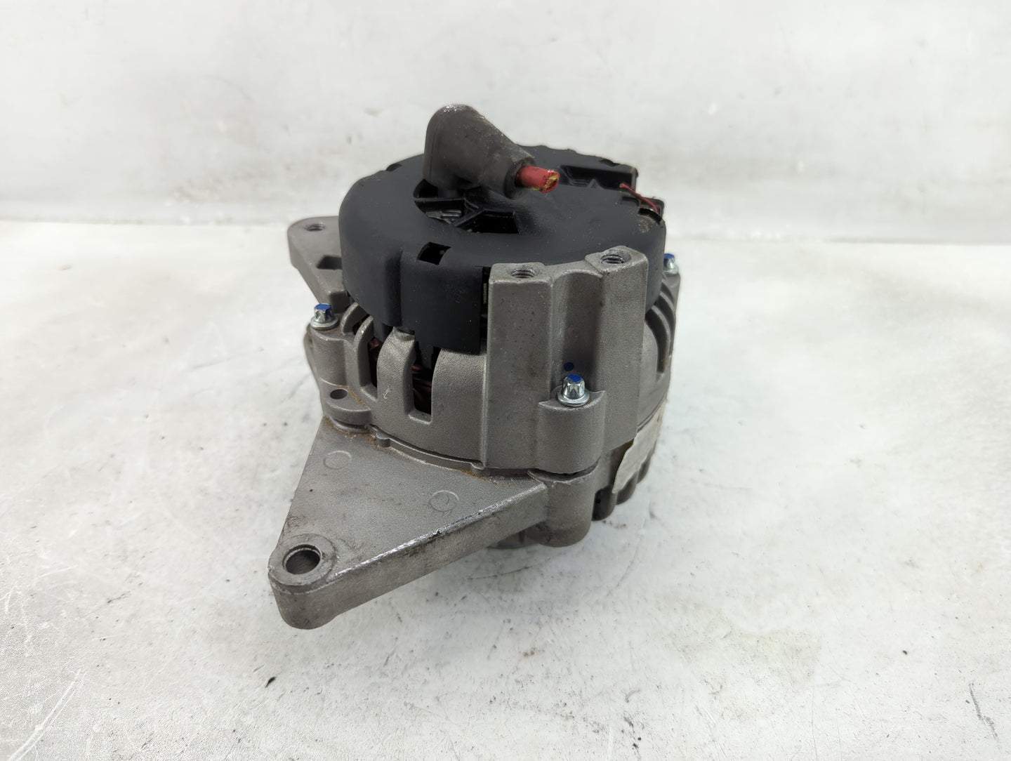 2000-2002 Chevrolet Camaro Alternator Replacement Generator Charging Assembly Engine OEM Fits Fits 2000 2001 2002 OEM Used A