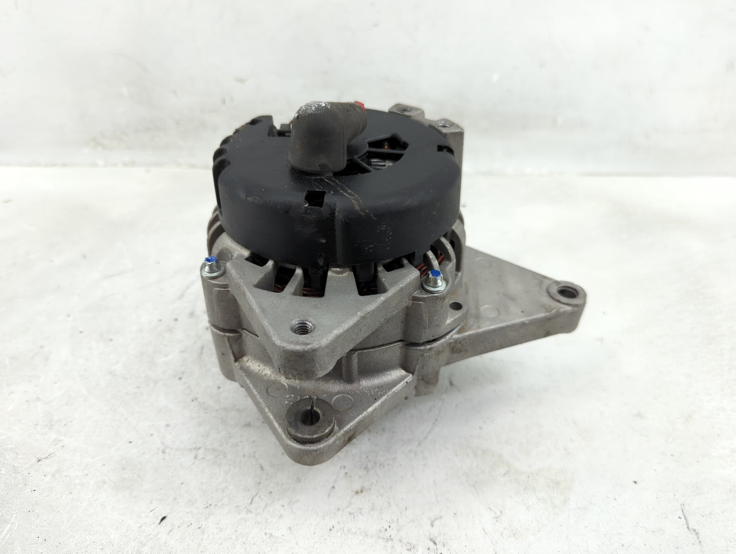 2000-2002 Chevrolet Camaro Alternator Replacement Generator Charging Assembly Engine OEM Fits Fits 2000 2001 2002 OEM Used A