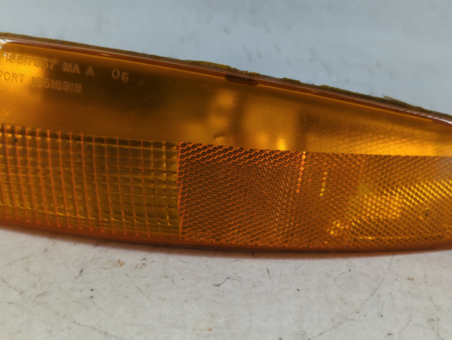 1997-2002 Chevrolet Camaro Tail Light Assembly Driver Left OEM P/N:16517537 Fits Fits 1997 1998 1999 2000 2001 2002 OEM Used