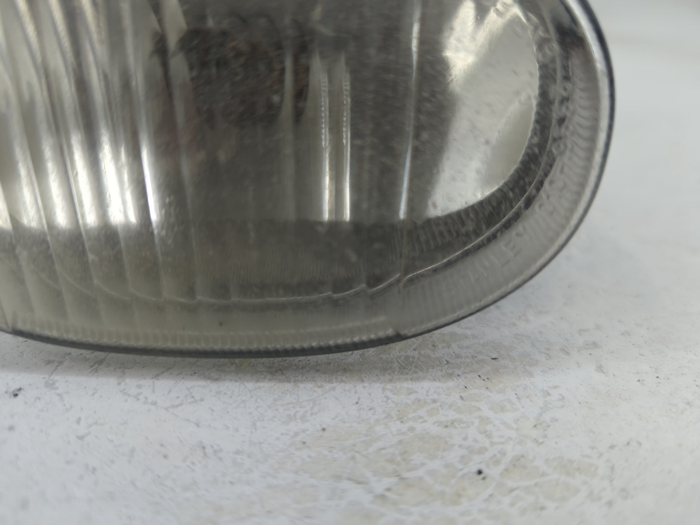 2000-2005 Chevrolet Cavalier Passenger Right Oem Front Light Lamp - Oemusedautoparts1.com