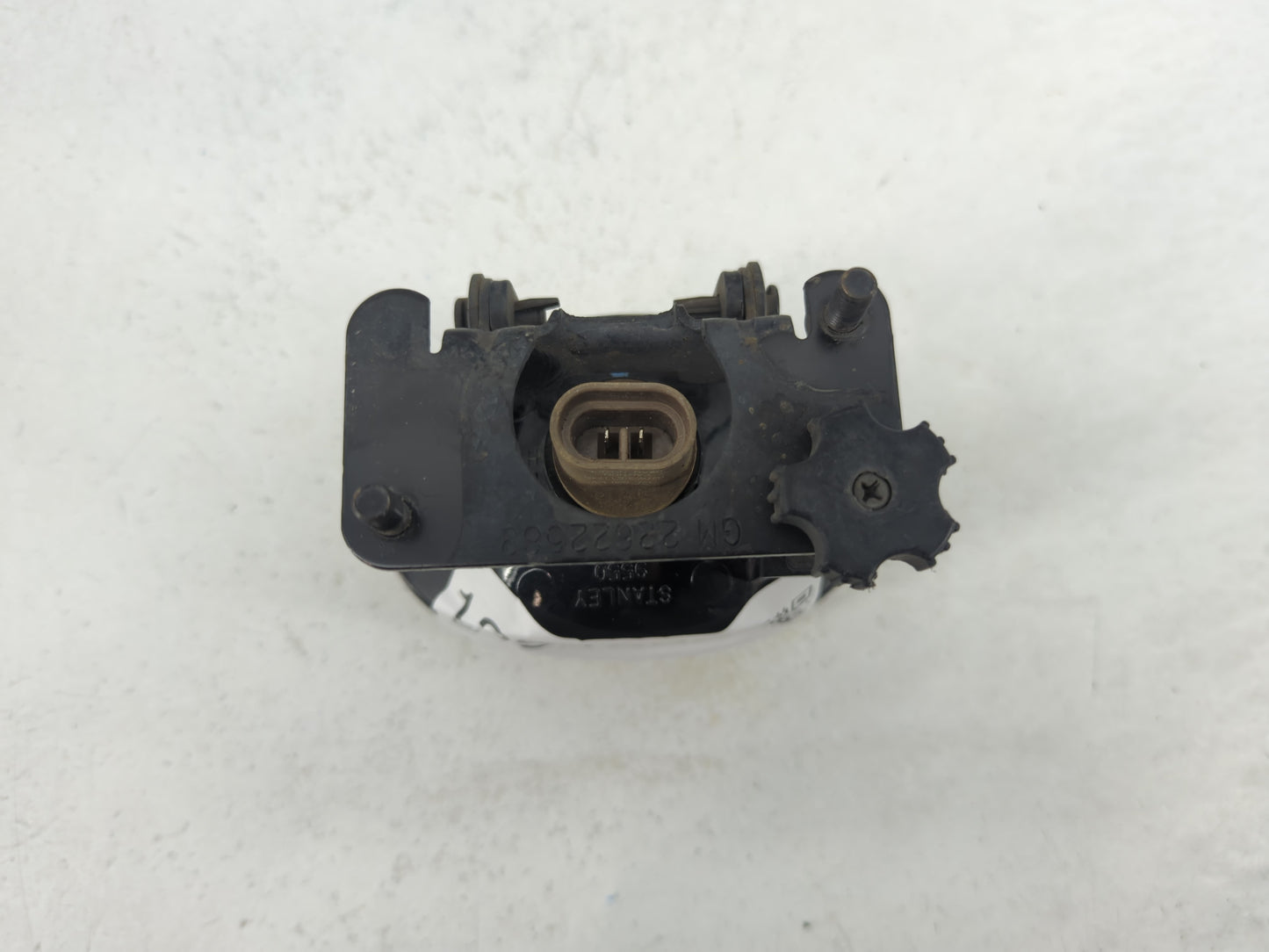 2000-2005 Chevrolet Cavalier Passenger Right Oem Front Light Lamp - Oemusedautoparts1.com
