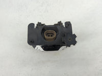 2000-2005 Chevrolet Cavalier Passenger Right Oem Front Light Lamp - Oemusedautoparts1.com
