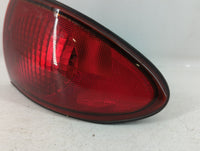 2000-2002 Chevrolet Cavalier Tail Light Assembly Passenger Right OEM P/N:16519320 Fits Fits 2000 2001 2002 OEM Used Auto Par