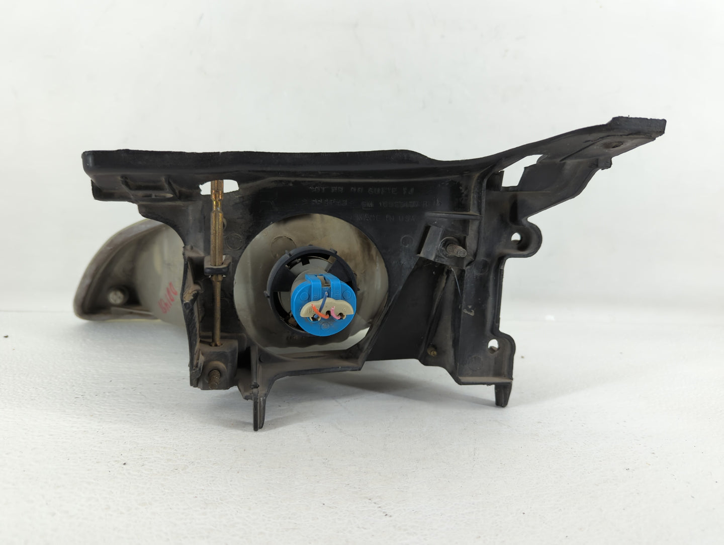 2000 Chevrolet Cavalier Passenger Right Oem Head Light Headlight Lamp - Oemusedautoparts1.com