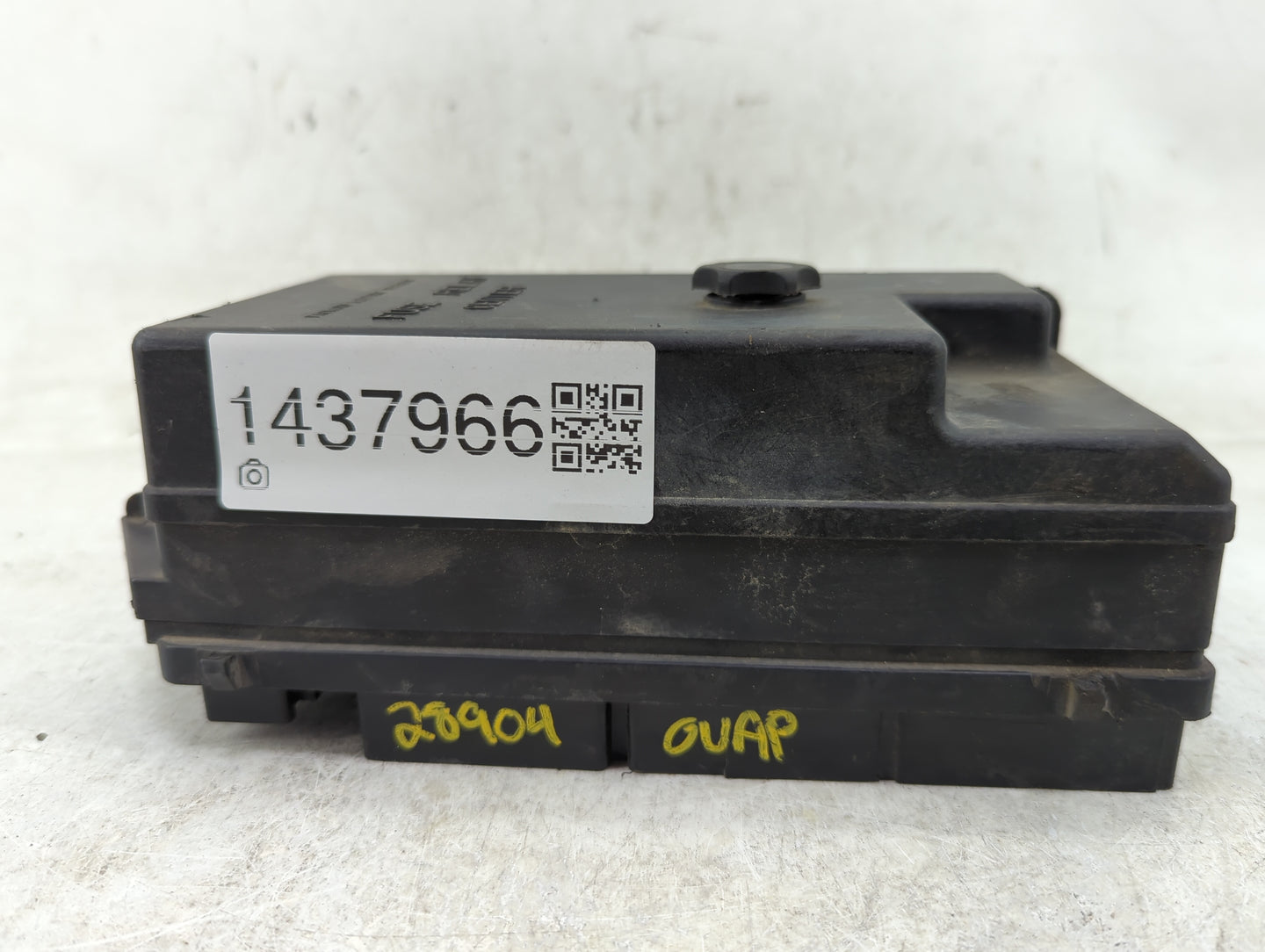 2000-2002 Chevrolet Corvette Fusebox Fuse Box Panel Relay Module Fits Fits 2000 2001 2002 OEM Used Auto Parts - Oemusedautop