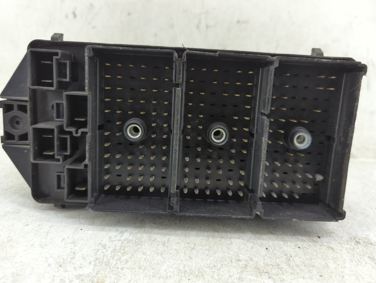 2000-2002 Chevrolet Corvette Fusebox Fuse Box Panel Relay Module Fits Fits 2000 2001 2002 OEM Used Auto Parts - Oemusedautop
