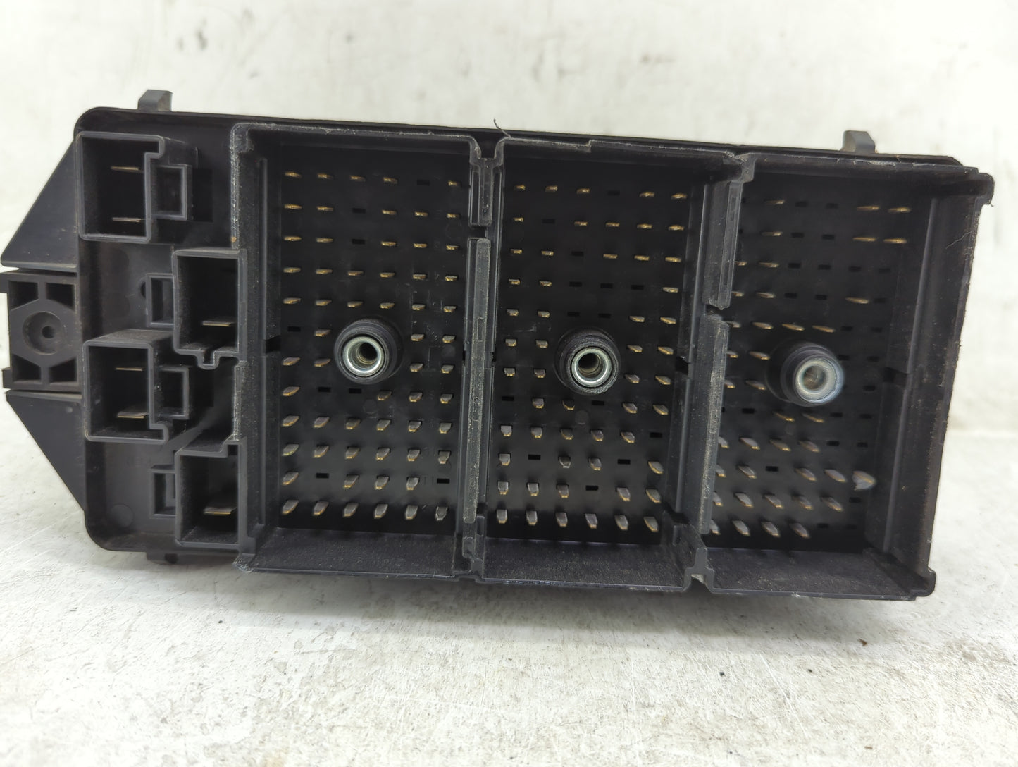 2000-2002 Chevrolet Corvette Fusebox Fuse Box Panel Relay Module Fits Fits 2000 2001 2002 OEM Used Auto Parts - Oemusedautop