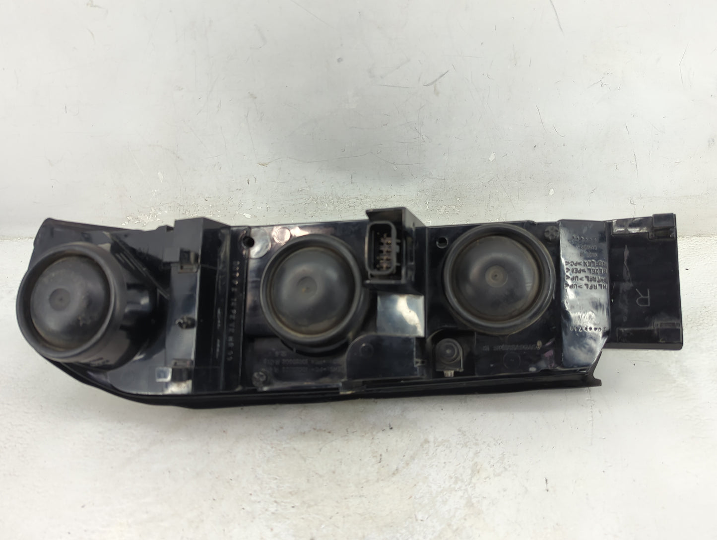 2002 Chevrolet Impala Passenger Right Oem Head Light Headlight Lamp - Oemusedautoparts1.com