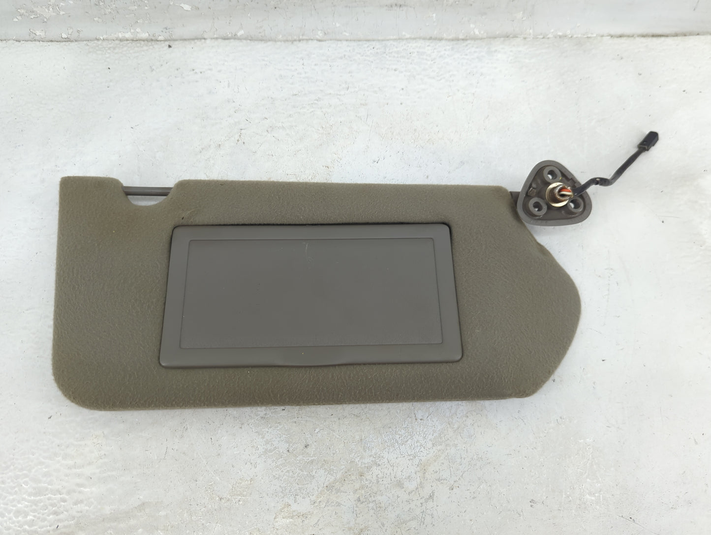 2000-2005 Chevrolet Impala Sun Visor Shade Replacement Passenger Right Mirror Fits Fits 2000 2001 2002 2003 2004 2005 OEM Us