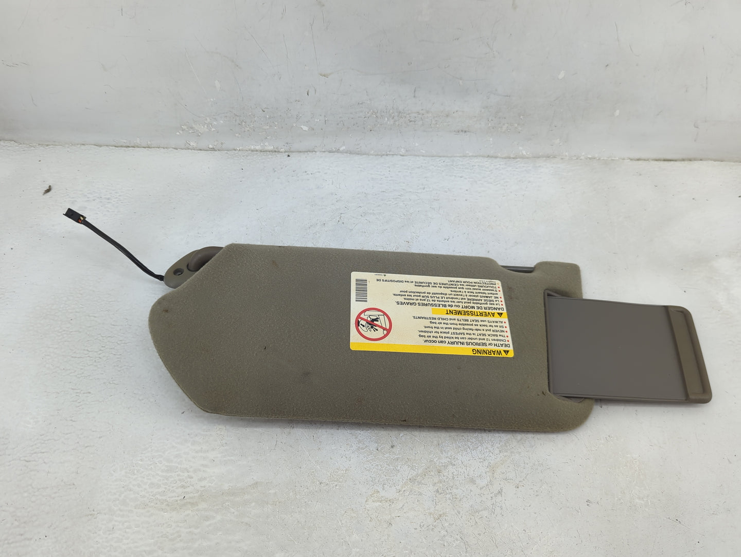 2000-2005 Chevrolet Impala Sun Visor Shade Replacement Passenger Right Mirror Fits Fits 2000 2001 2002 2003 2004 2005 OEM Us
