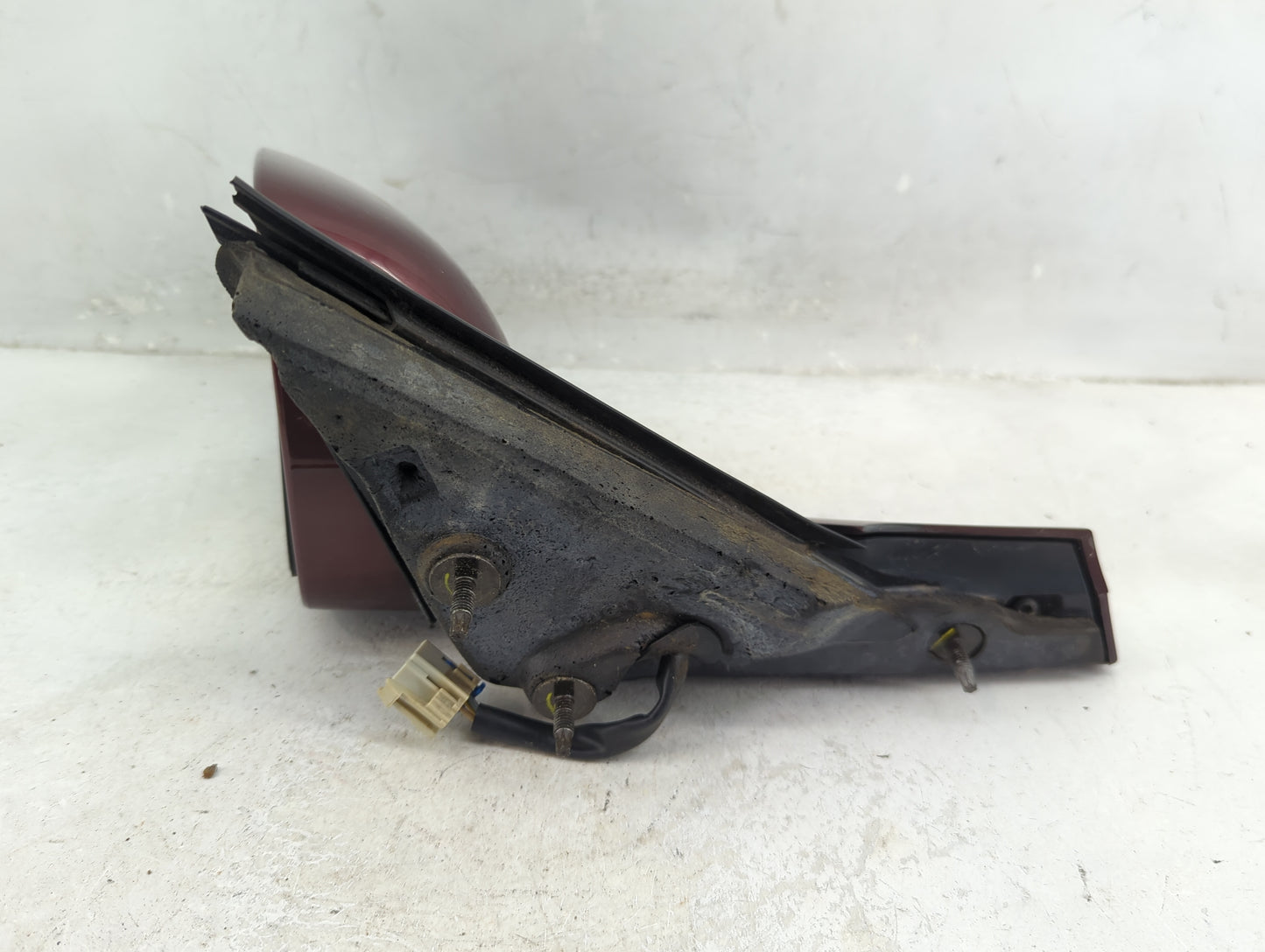 2000-2005 Chevrolet Impala Driver Side View Mirror - Left Door Mirror OEM Used - Oemusedautoparts1.com