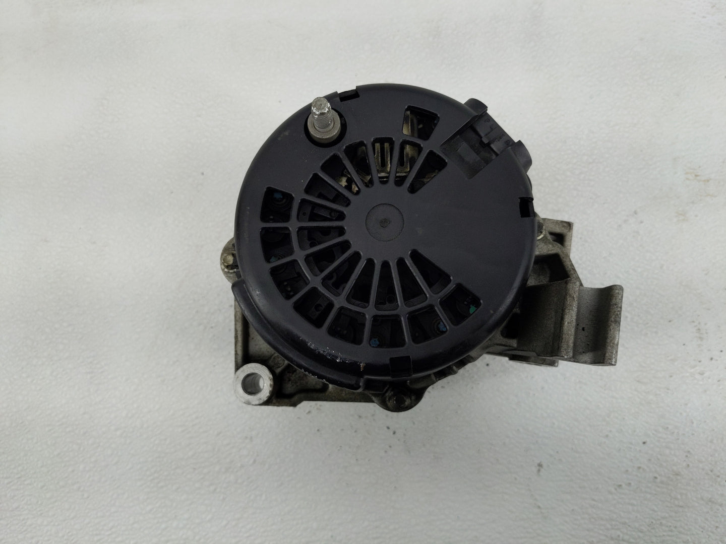 2002 Chevrolet Impala Alternator Replacement Generator Charging Assembly Engine OEM Fits OEM Used Auto Parts - Oemusedautopa