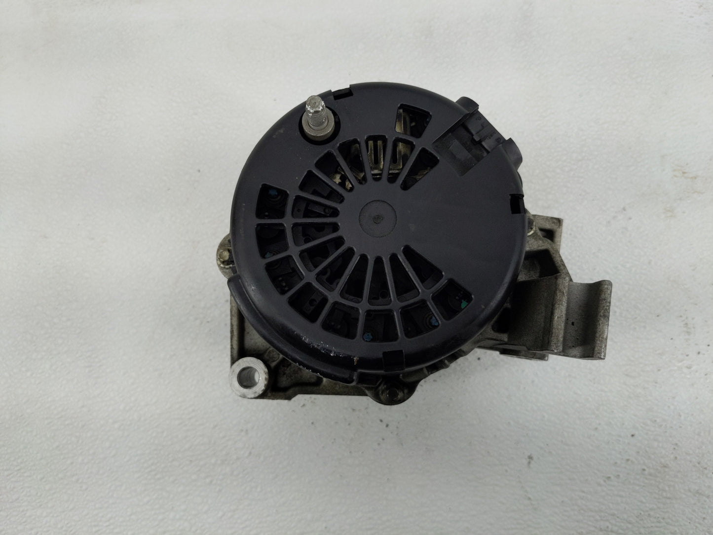 2002 Chevrolet Impala Alternator Replacement Generator Charging Assembly Engine OEM Fits OEM Used Auto Parts - Oemusedautopa