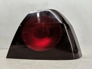 2000-2004 Chevrolet Impala Tail Light Assembly Passenger Right OEM P/N:16525262 Fits Fits 2000 2001 2002 2003 2004 OEM Used 