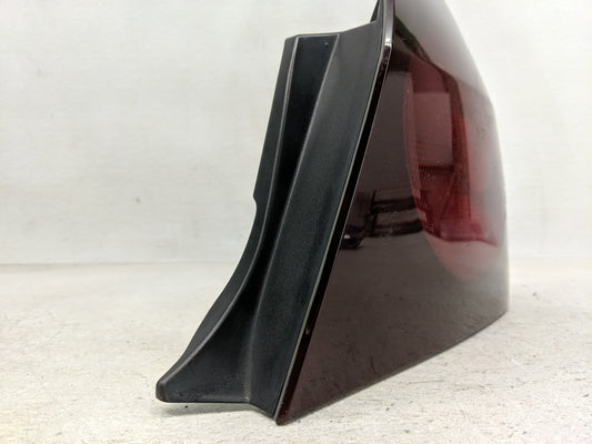 2000-2004 Chevrolet Impala Tail Light Assembly Passenger Right OEM P/N:16525262 Fits Fits 2000 2001 2002 2003 2004 OEM Used Auto Parts