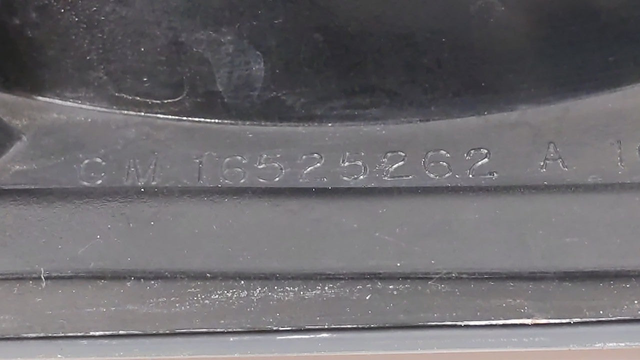 2000-2004 Chevrolet Impala Tail Light Assembly Passenger Right OEM P/N:16525262 Fits Fits 2000 2001 2002 2003 2004 OEM Used 