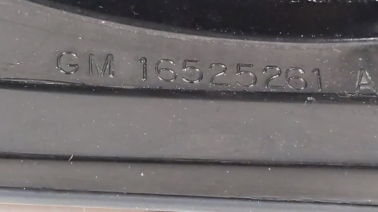 2000-2004 Chevrolet Impala Tail Light Assembly Driver Left OEM P/N:16525261 Fits Fits 2000 2001 2002 2003 2004 OEM Used Auto