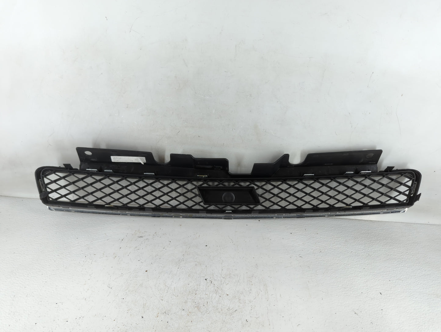 2000-2005 Chevrolet Impala Front Grille Bumper Not Included - Oemusedautoparts1.com