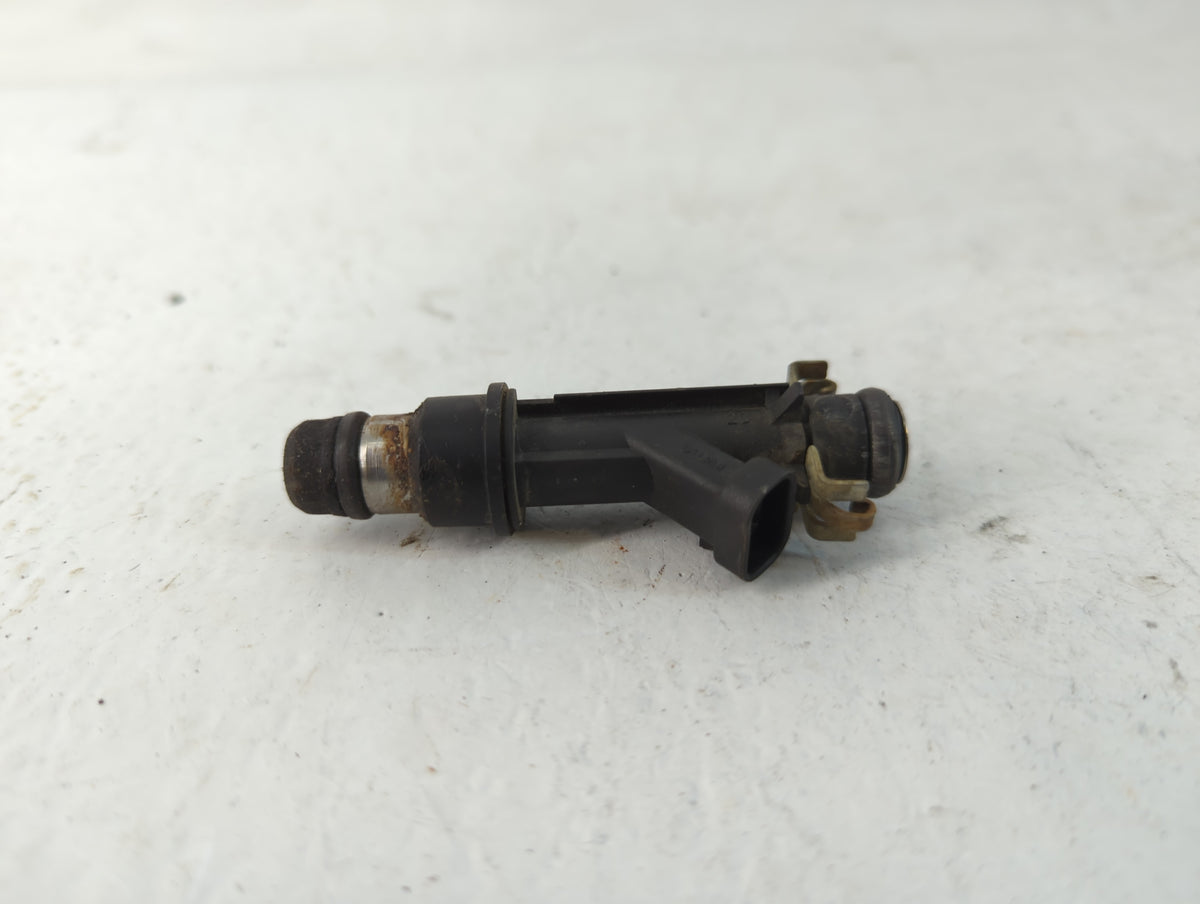 2002 Chevrolet Impala Fuel Injectors P/N:25323971 Fits OEM Used Auto Parts - Oemusedautoparts1.com