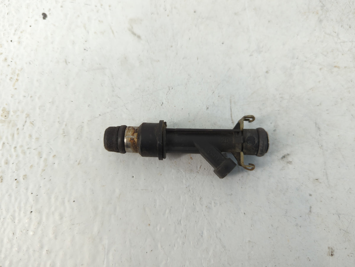 2002 Chevrolet Impala Fuel Injectors P/N:25323971 Fits OEM Used Auto Parts - Oemusedautoparts1.com