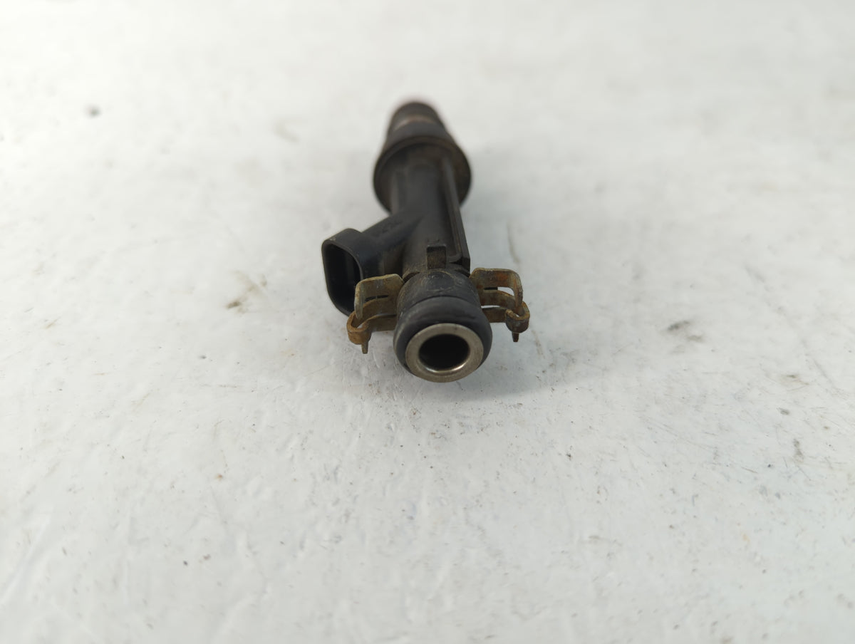 2002 Chevrolet Impala Fuel Injectors P/N:25323971 Fits OEM Used Auto Parts - Oemusedautoparts1.com