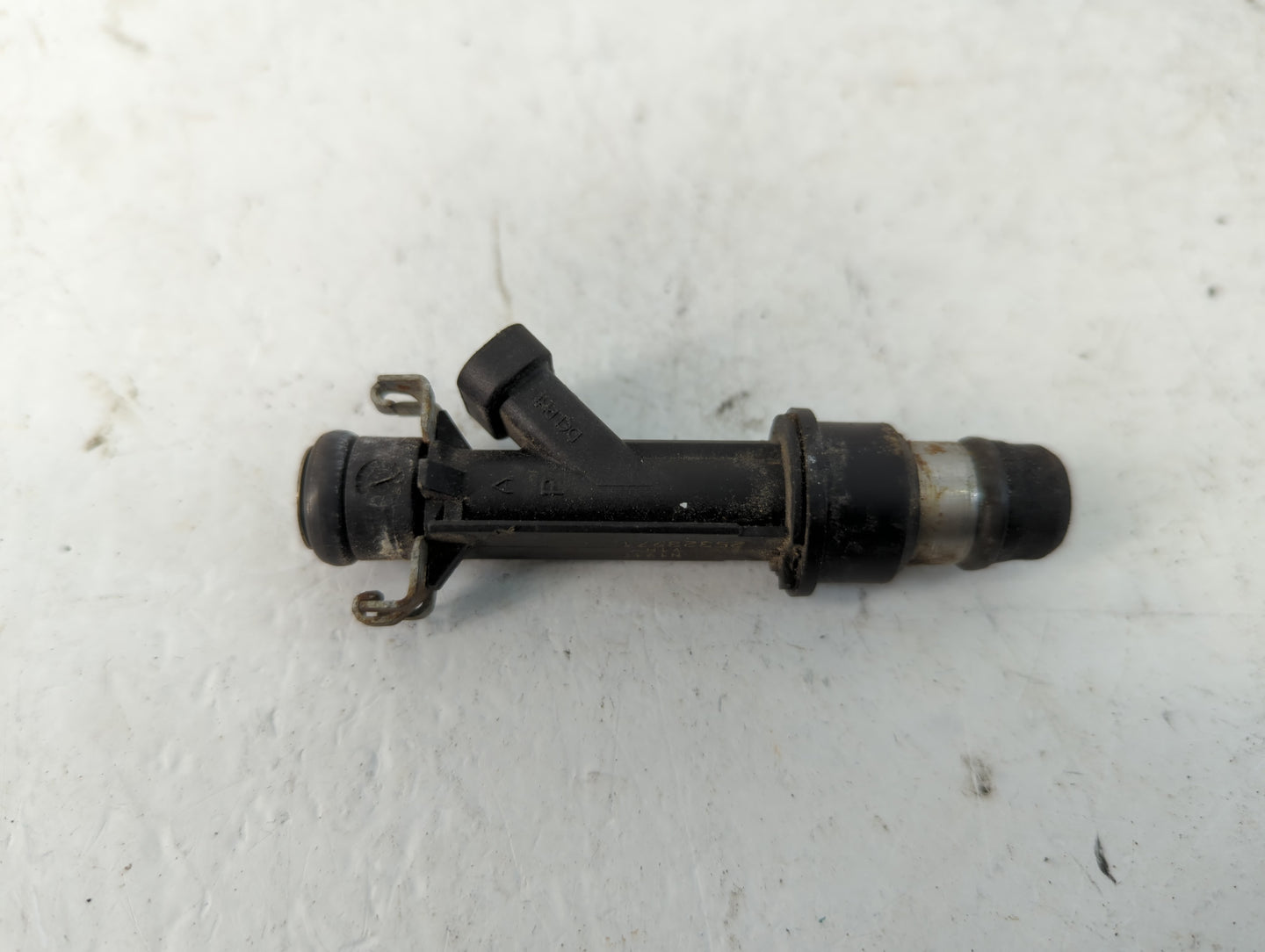 2002 Chevrolet Impala Fuel Injectors P/N:25323971 Fits OEM Used Auto Parts - Oemusedautoparts1.com