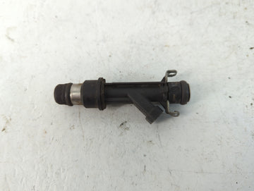 2002 Chevrolet Impala Fuel Injectors P/N:25323971 Fits OEM Used Auto Parts - Oemusedautoparts1.com