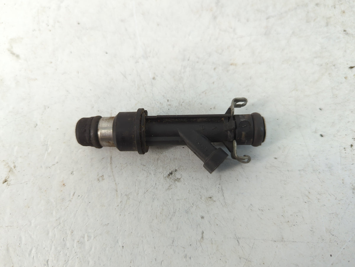 2002 Chevrolet Impala Fuel Injectors P/N:25323971 Fits OEM Used Auto Parts - Oemusedautoparts1.com