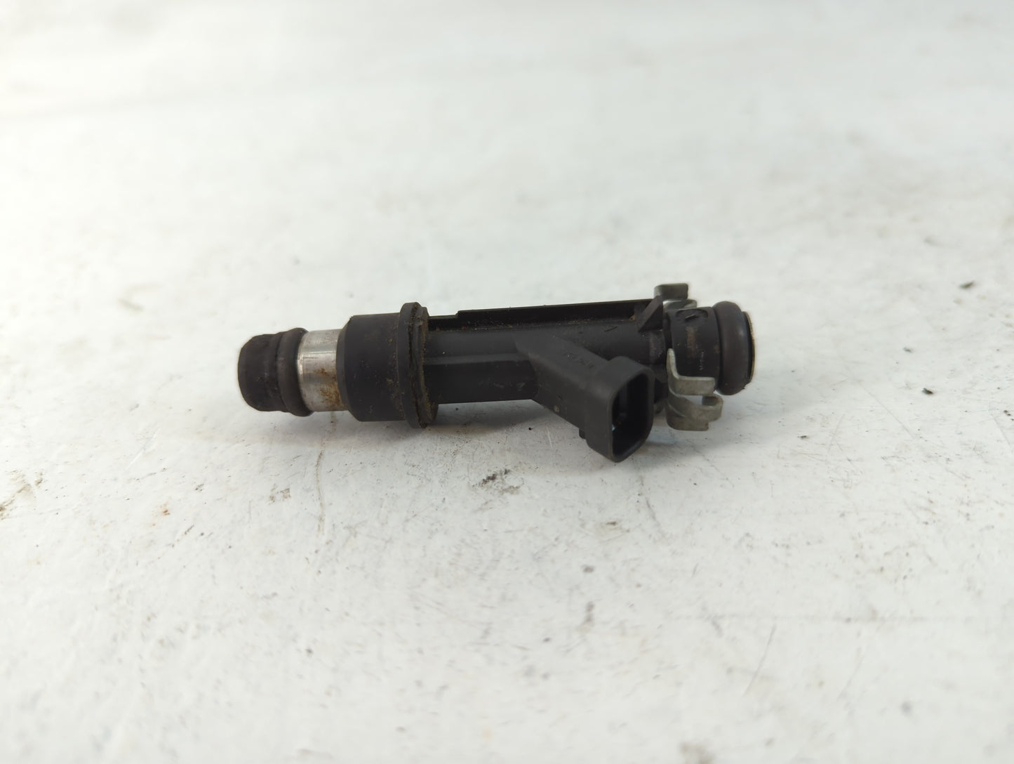 2002 Chevrolet Impala Fuel Injectors P/N:25323971 Fits OEM Used Auto Parts - Oemusedautoparts1.com