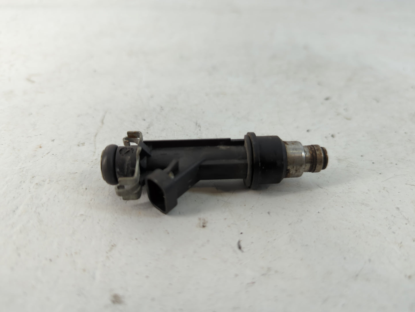 2002 Chevrolet Impala Fuel Injectors P/N:25323971 Fits OEM Used Auto Parts - Oemusedautoparts1.com