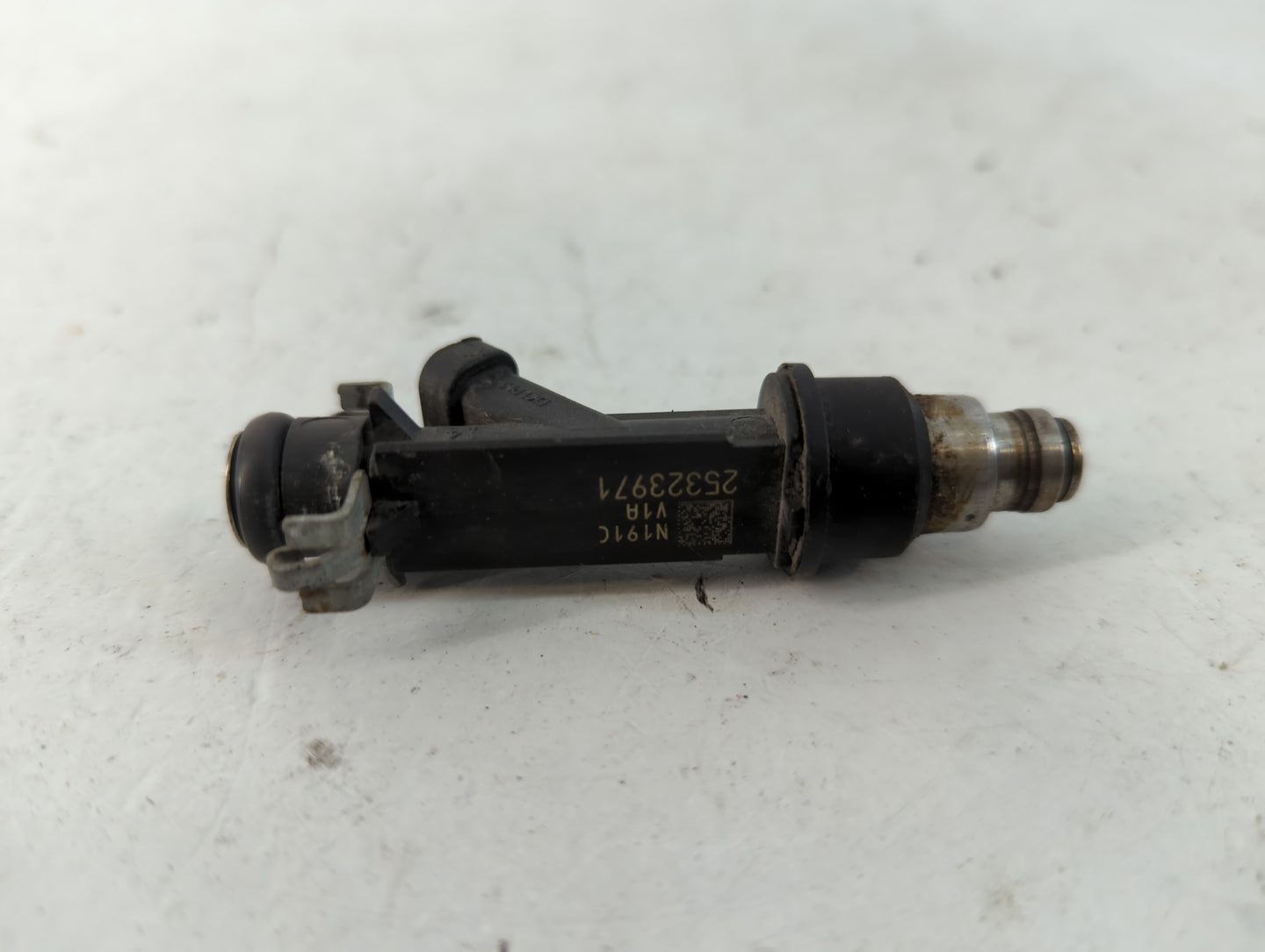 2002 Chevrolet Impala Fuel Injectors P/N:25323971 Fits OEM Used Auto Parts - Oemusedautoparts1.com
