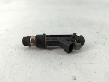 2002 Chevrolet Impala Fuel Injectors P/N:25323971 Fits OEM Used Auto Parts - Oemusedautoparts1.com