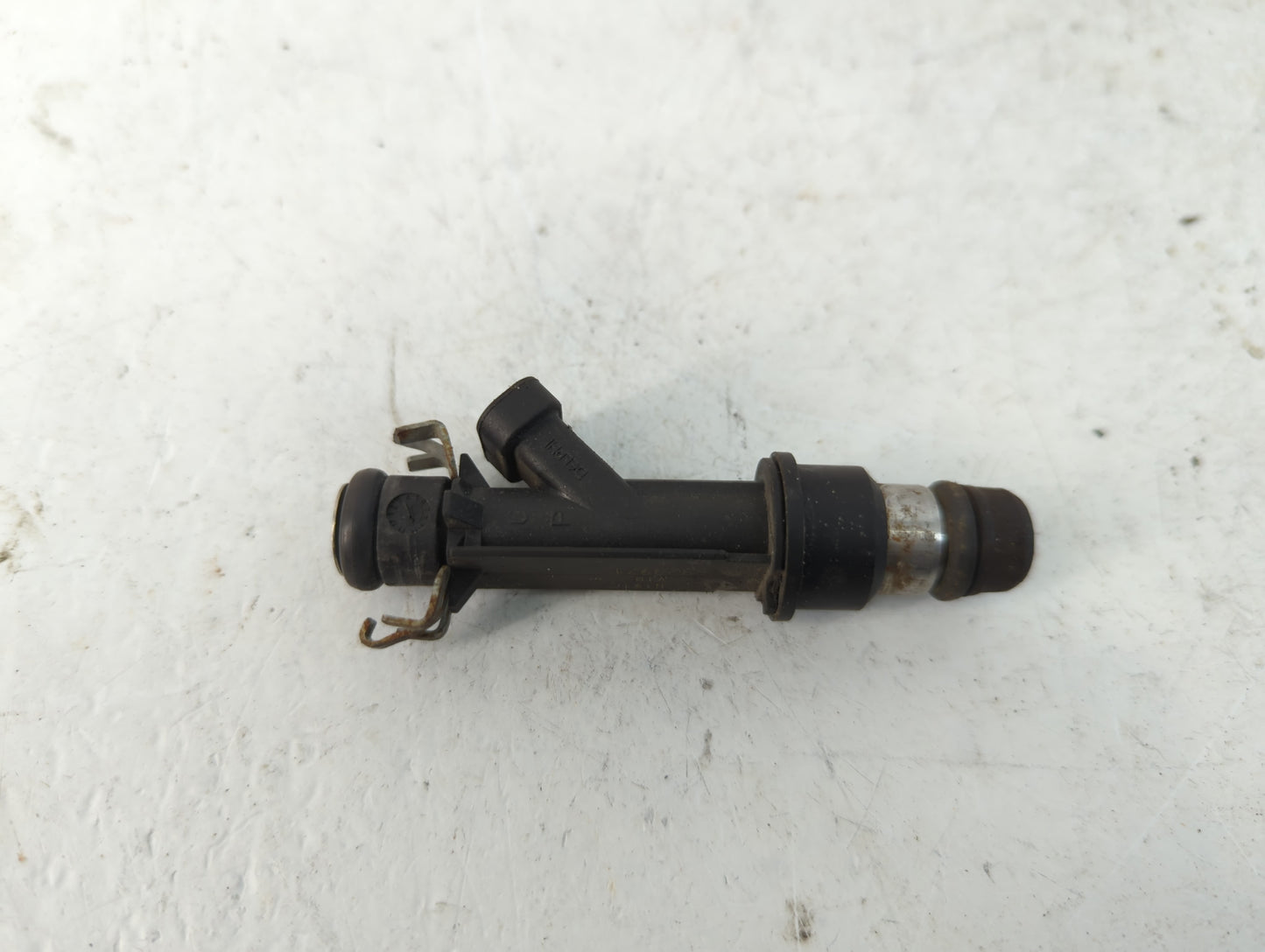 2002 Chevrolet Impala Fuel Injectors P/N:25323971 Fits OEM Used Auto Parts - Oemusedautoparts1.com
