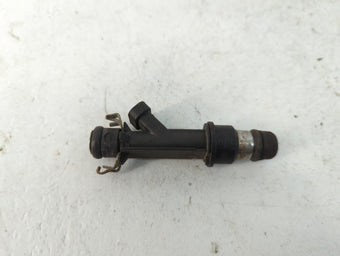 compare product 2002 Chevrolet Impala Fuel Injectors P/N:25323971 Fits OEM Used Auto Parts