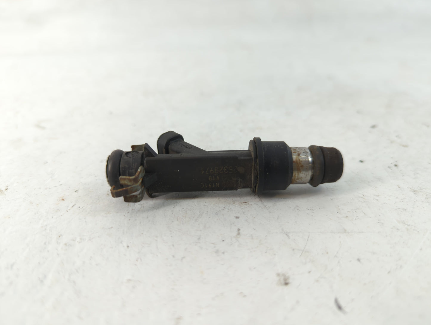 2002 Chevrolet Impala Fuel Injectors P/N:25323971 Fits OEM Used Auto Parts - Oemusedautoparts1.com