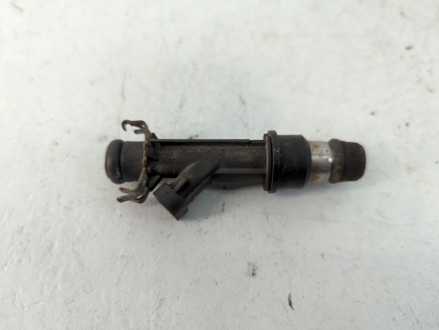 2002 Chevrolet Impala Fuel Injectors P/N:25323971 Fits OEM Used Auto Parts - Oemusedautoparts1.com