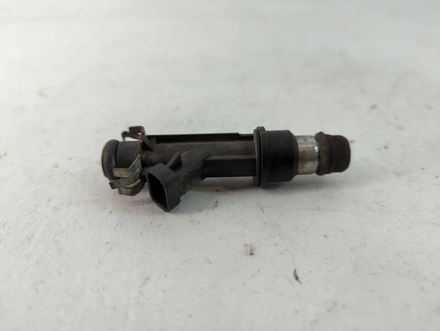 2002 Chevrolet Impala Fuel Injectors P/N:25323971 Fits OEM Used Auto Parts - Oemusedautoparts1.com