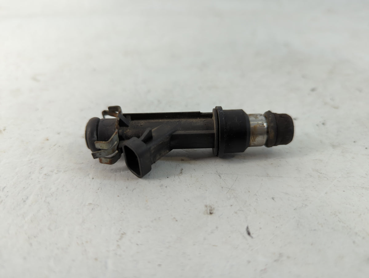2002 Chevrolet Impala Fuel Injectors P/N:25323971 Fits OEM Used Auto Parts - Oemusedautoparts1.com