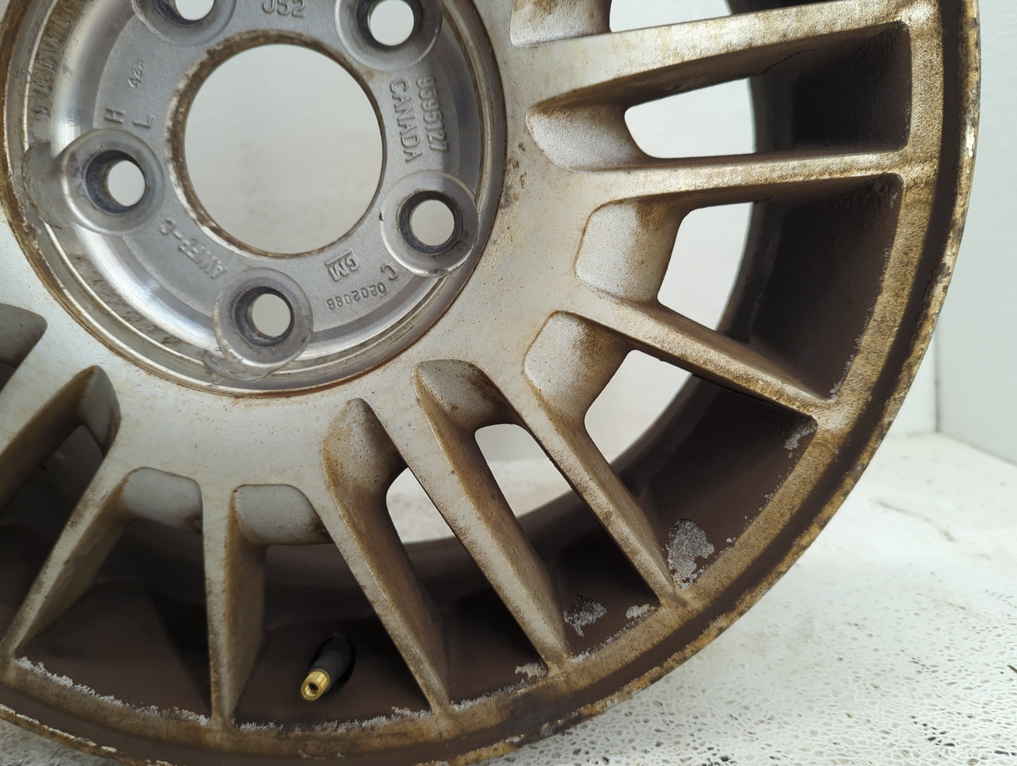 2002-2002 Chevrolet Impala Oem Wheel Rim 938060 - Oemusedautoparts1.com