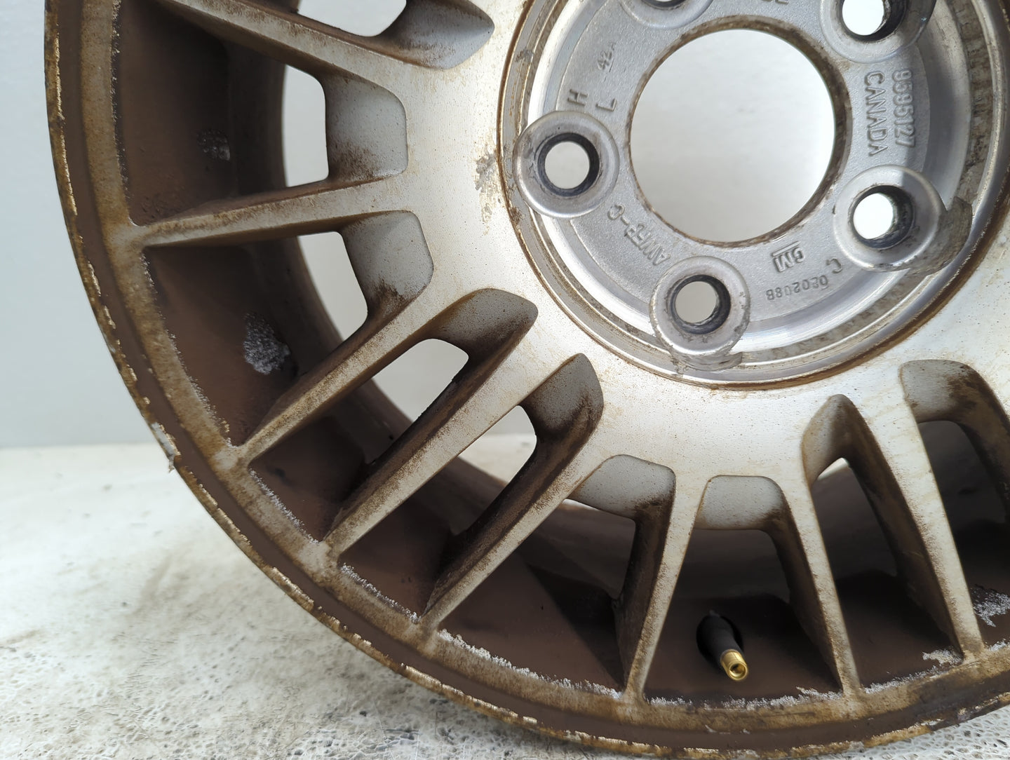 2002-2002 Chevrolet Impala Oem Wheel Rim 938060 - Oemusedautoparts1.com