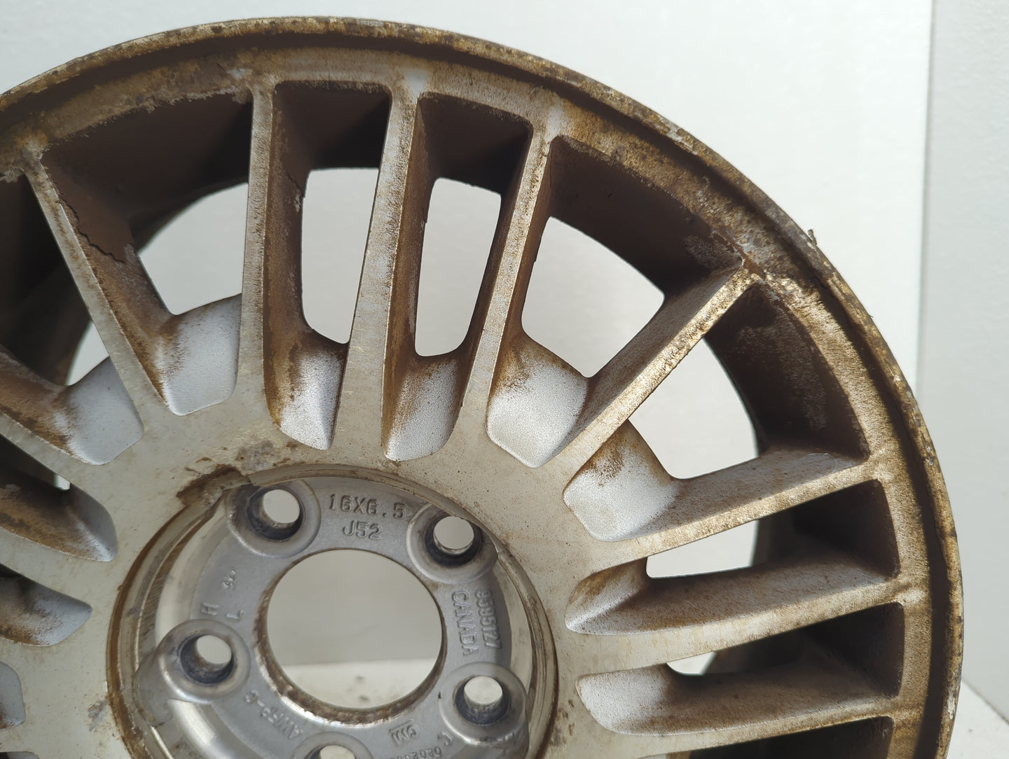 2002-2002 Chevrolet Impala Oem Wheel Rim 938060 - Oemusedautoparts1.com