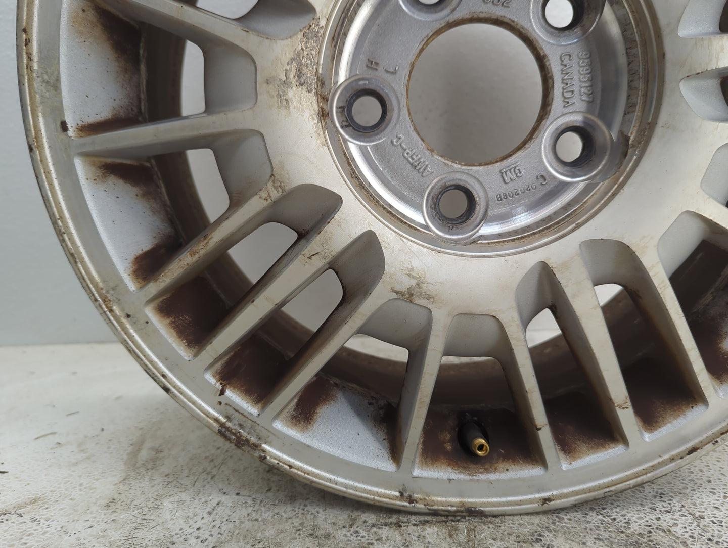 2002-2002 Chevrolet Impala Oem Wheel Rim - Oemusedautoparts1.com