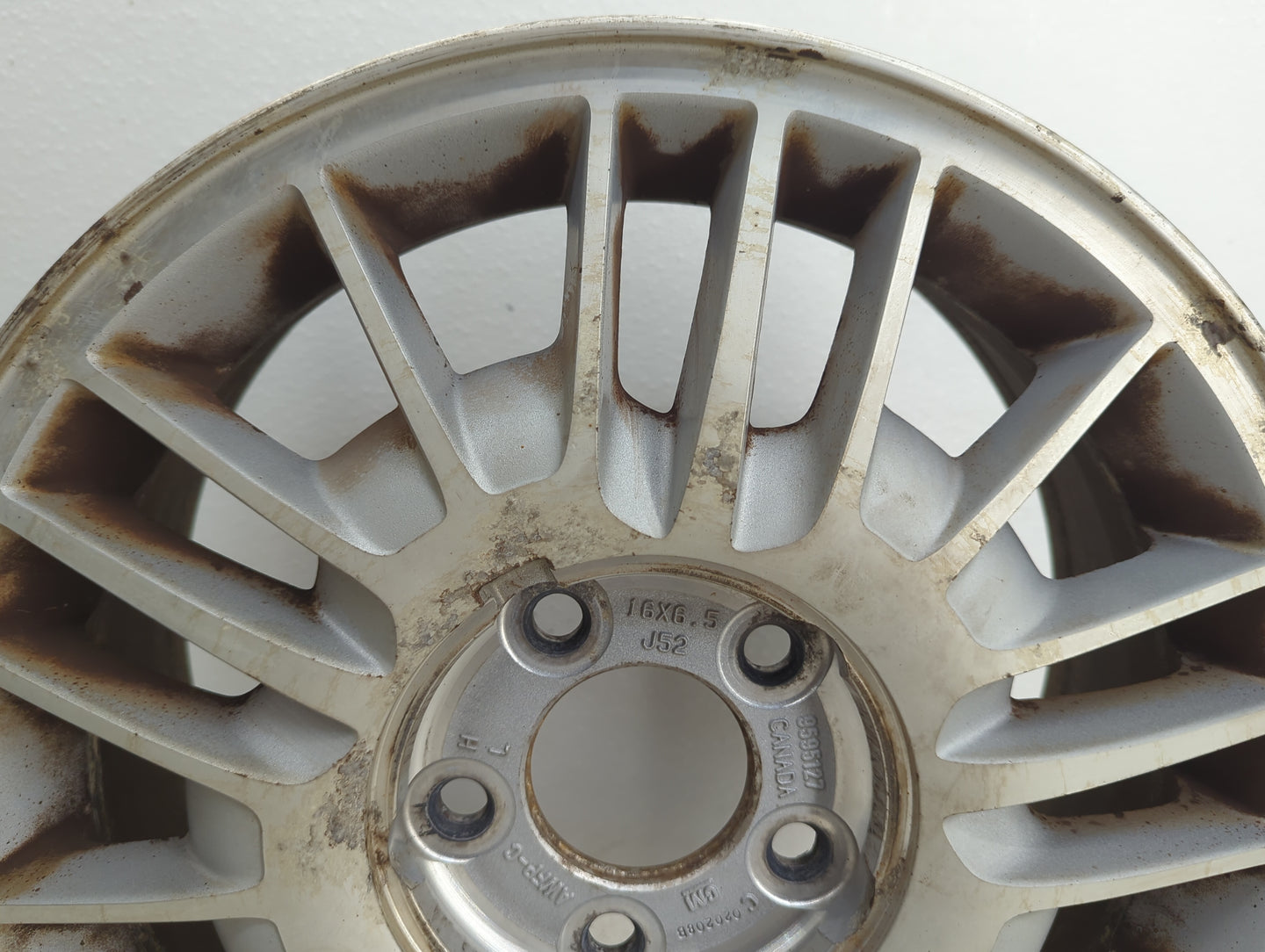 2002-2002 Chevrolet Impala Oem Wheel Rim 938061 - Oemusedautoparts1.com