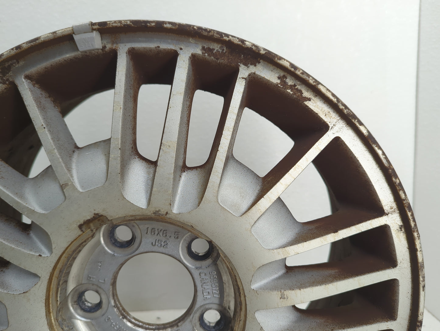 2002-2002 Chevrolet Impala Oem Wheel Rim 938062 - Oemusedautoparts1.com