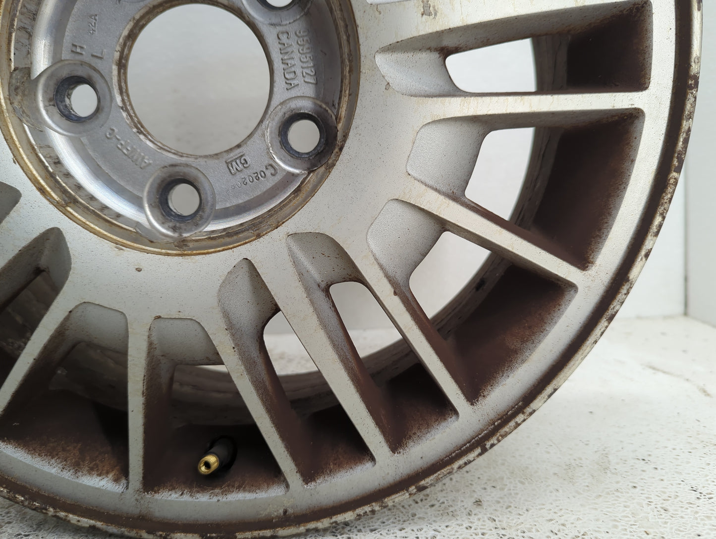 2002-2002 Chevrolet Impala Oem Wheel Rim - Oemusedautoparts1.com