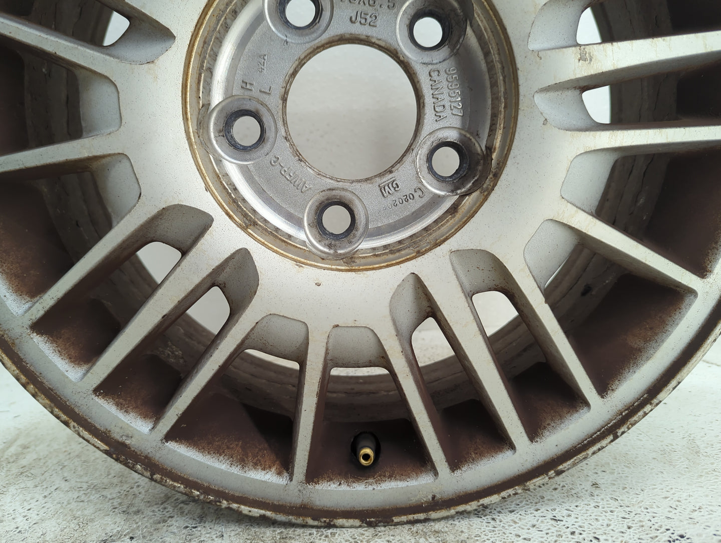 2002-2002 Chevrolet Impala Oem Wheel Rim 938062 - Oemusedautoparts1.com